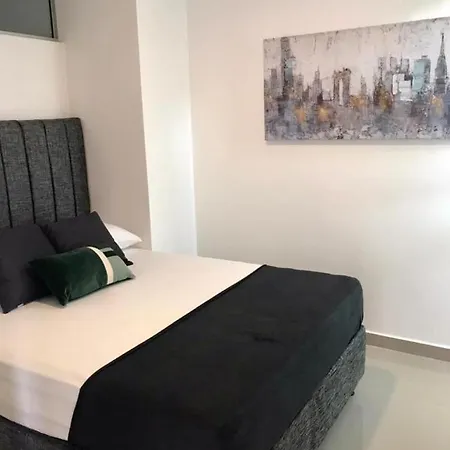 Apartamento Duplex Tres Alcobas, Marbella Beach,