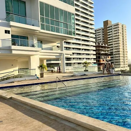 Apartamento Apartamento Duplex Tres Alcobas, Marbella Beach, *