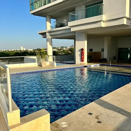 Apartamento Duplex Tres Alcobas, Marbella Beach, *